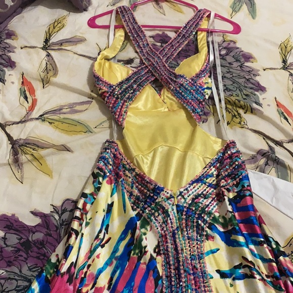 Cache multicolored gown - Picture 4 of 5